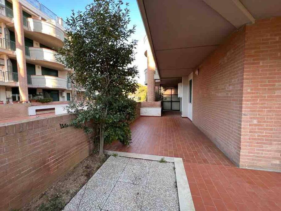 Appartamento Tranquillo Con Patio E Piscina La Caduta Bagian luar foto